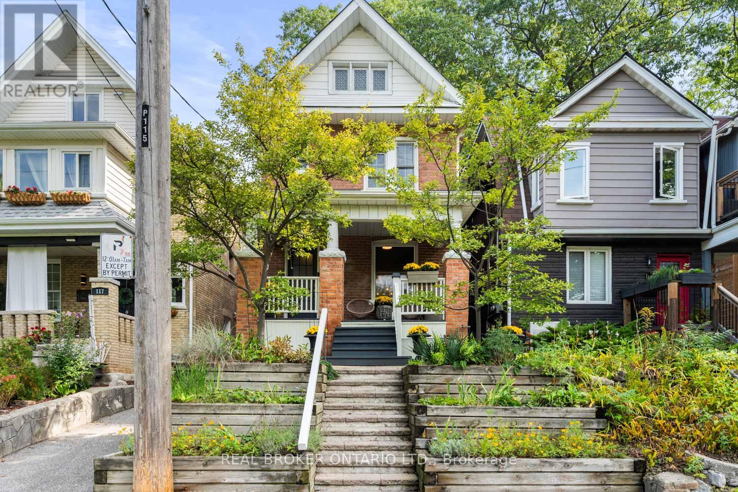 115 Bellhaven Rd, Toronto, ON M4L 3J9