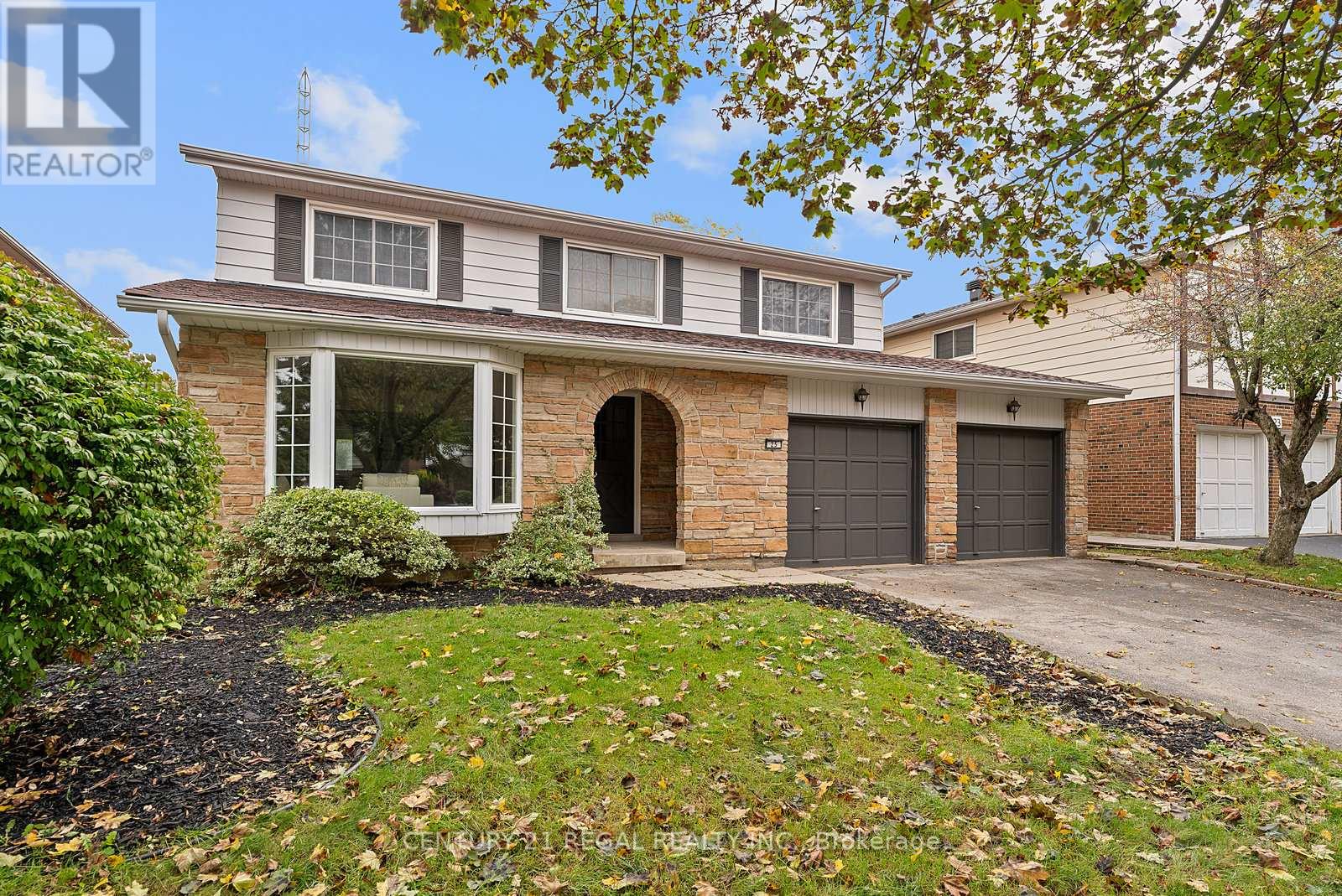 25 Briarscross Blvd, Toronto, ON M1S 3K1