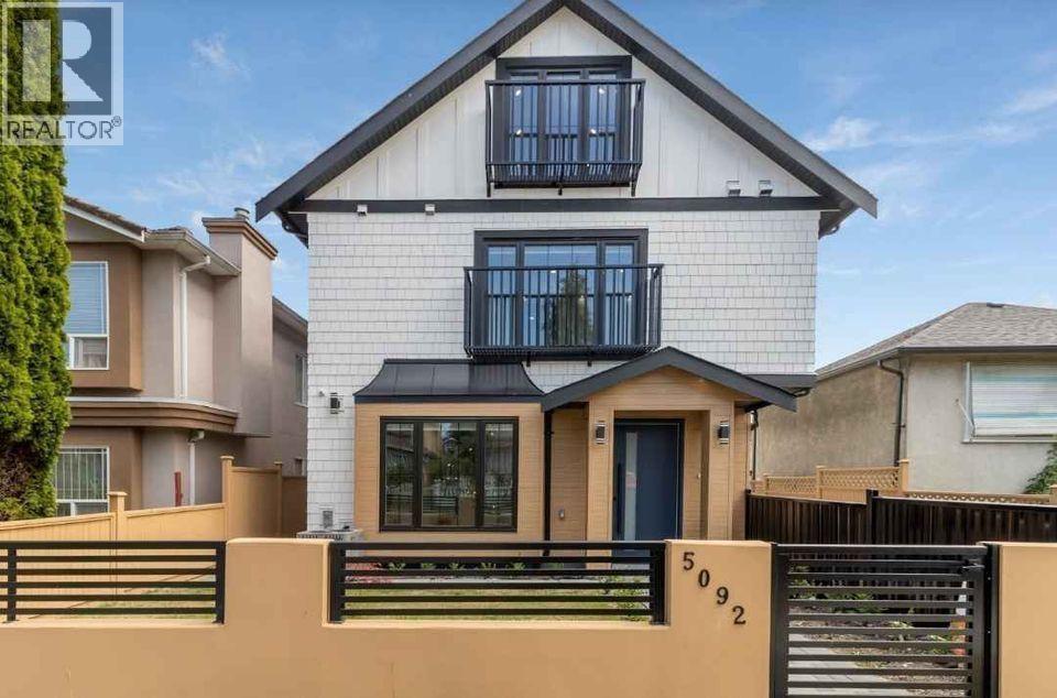 5092 Clarendon St, Vancouver, BC V5R 3J6