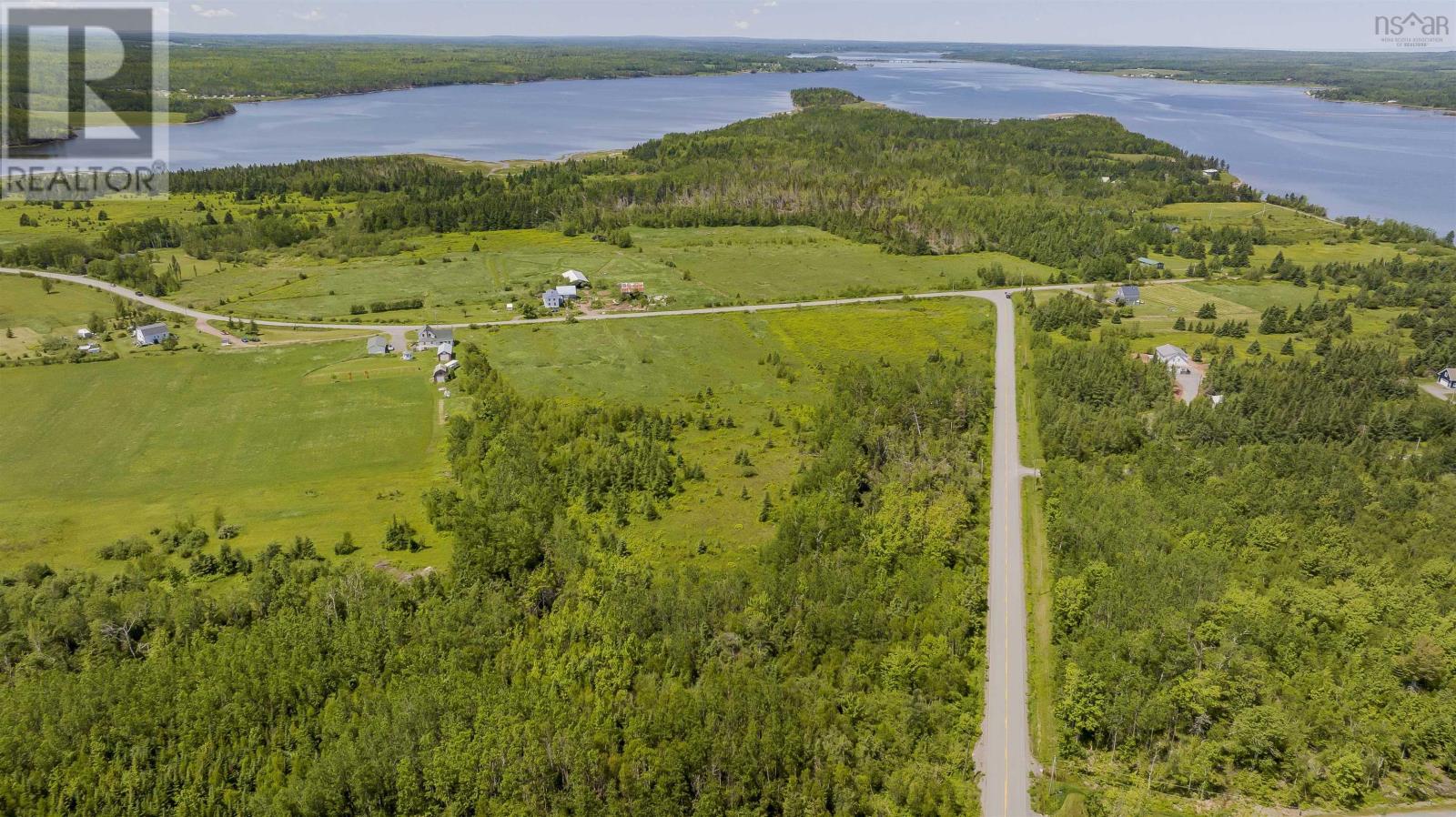 99 N Shore Rd, East Wallace, NS B0K 1E0