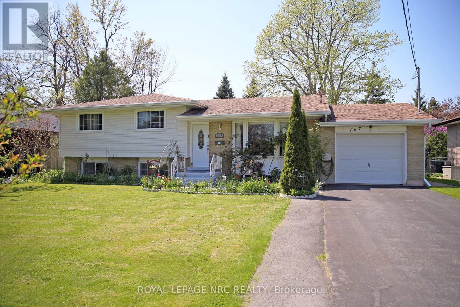 767 Parkdale Ave, Fort Erie, ON L2A 5B7