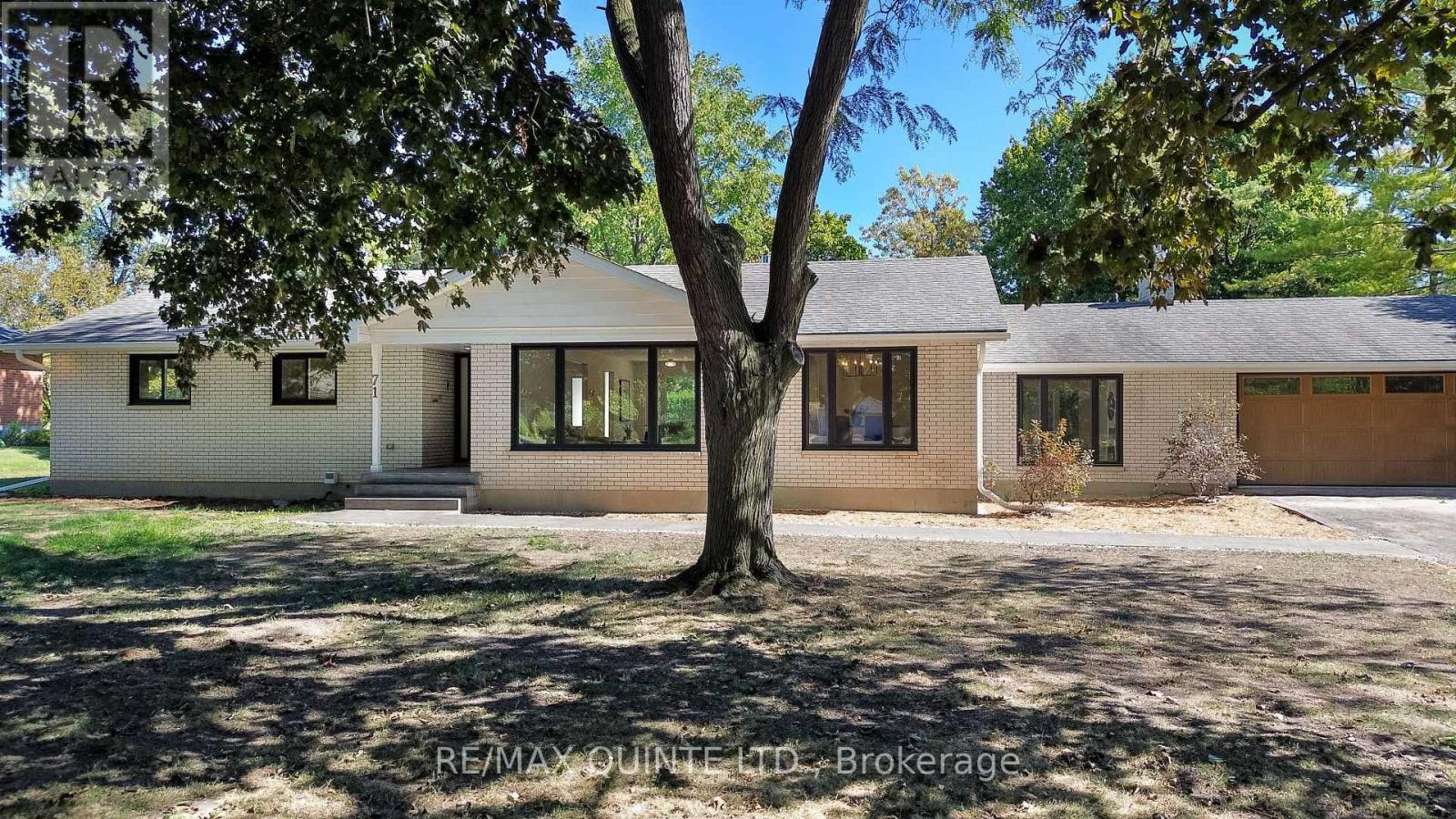 71 Selena Ave, Belleville, ON K8P 4C6