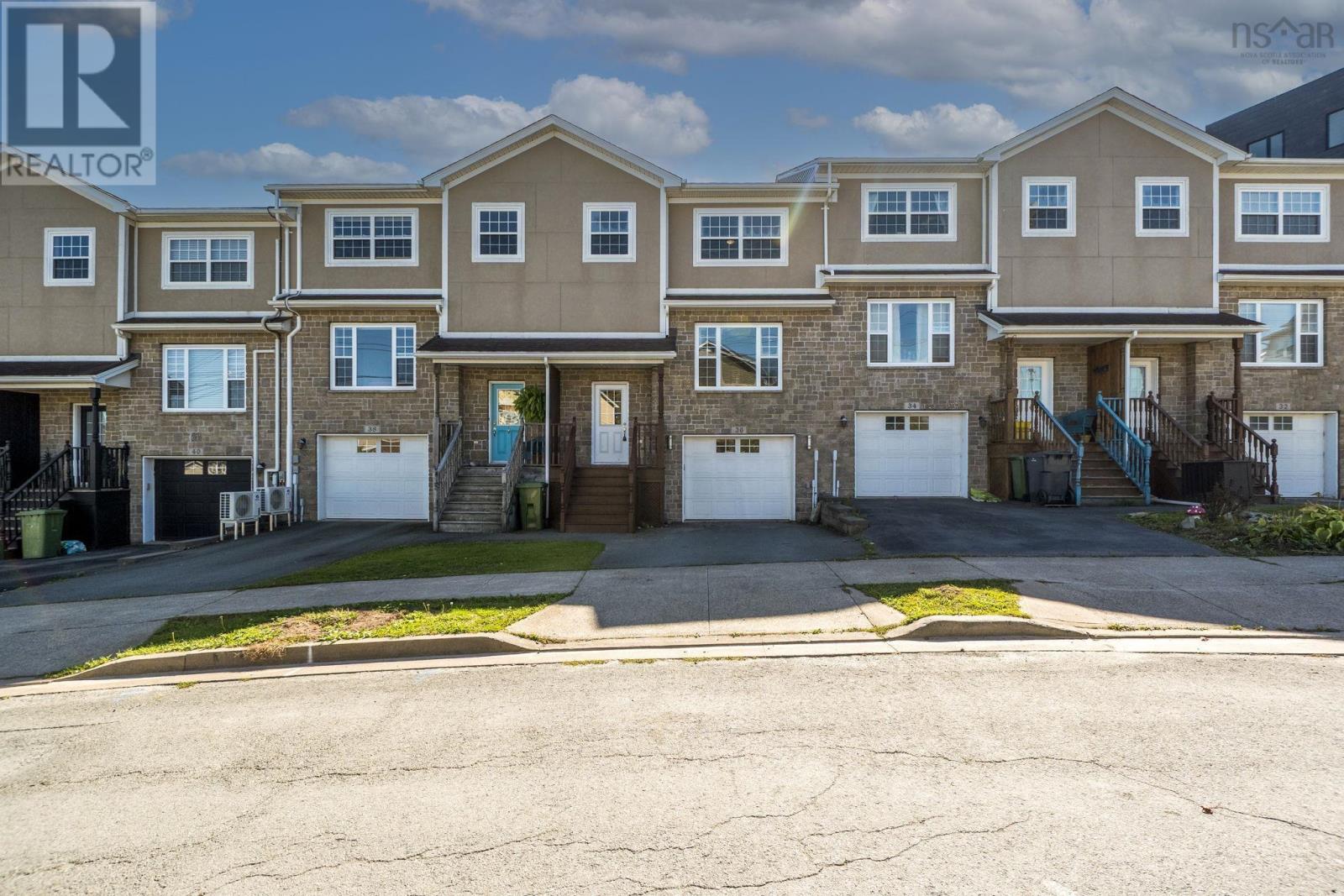 36 Viridian Dr, Dartmouth, NS B3A 0B7