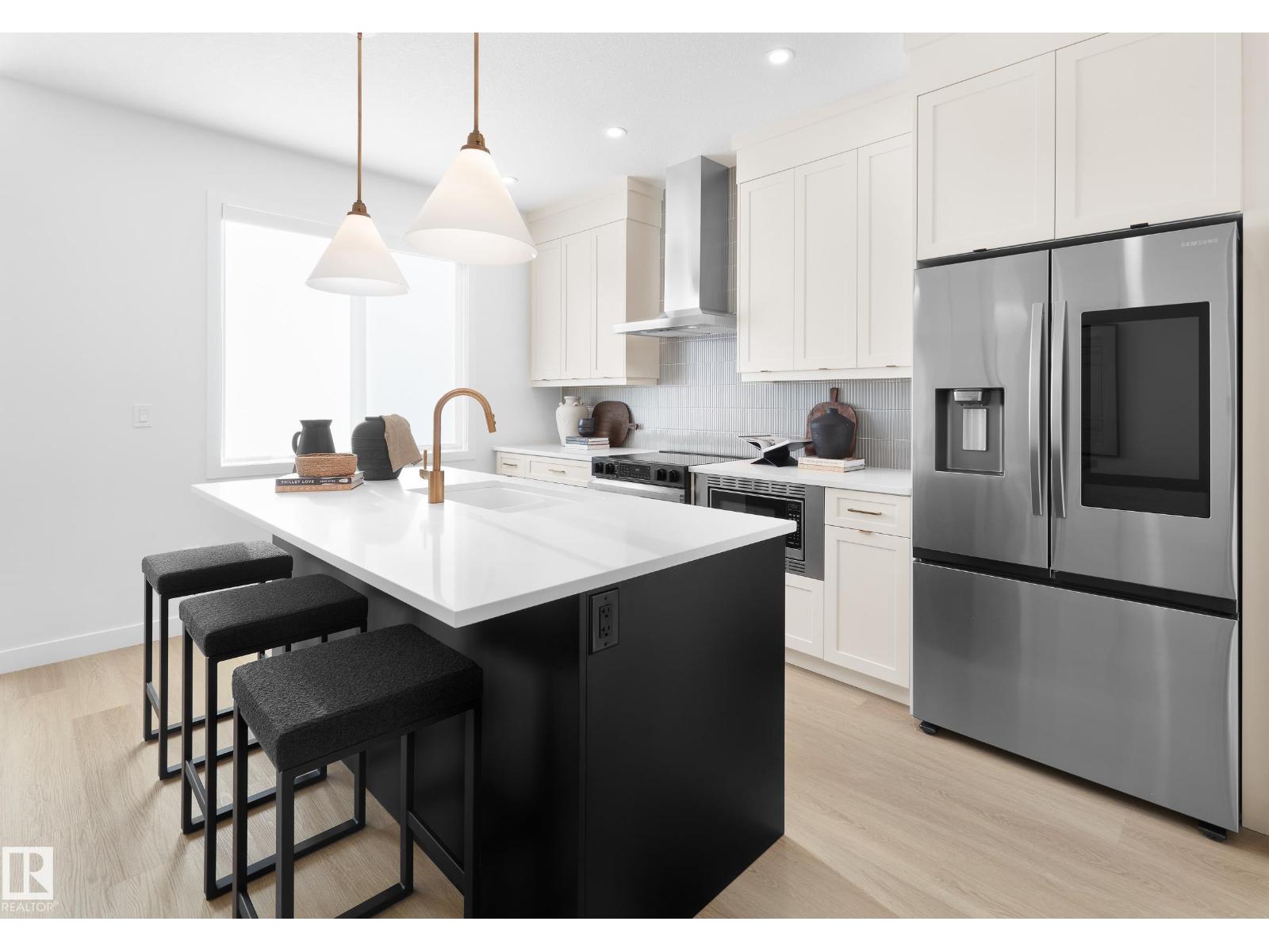 264 Paterson Li SW, Edmonton, AB T6W 5V3