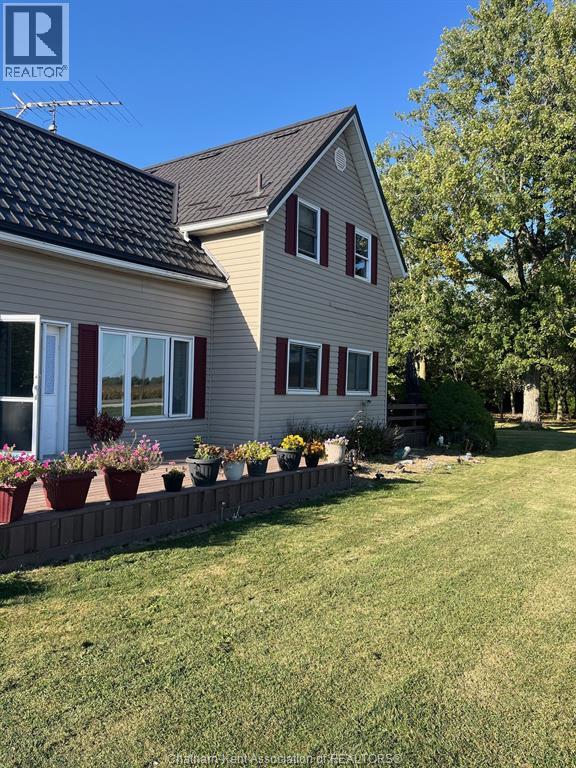 8459 Middle Line, Chatham-Kent, ON N0P 1G0