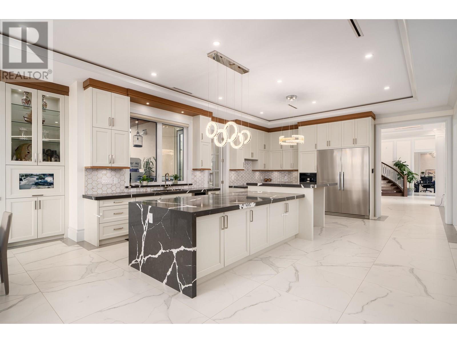 10111 No 6 Rd, Richmond, BC V6W 1E6
