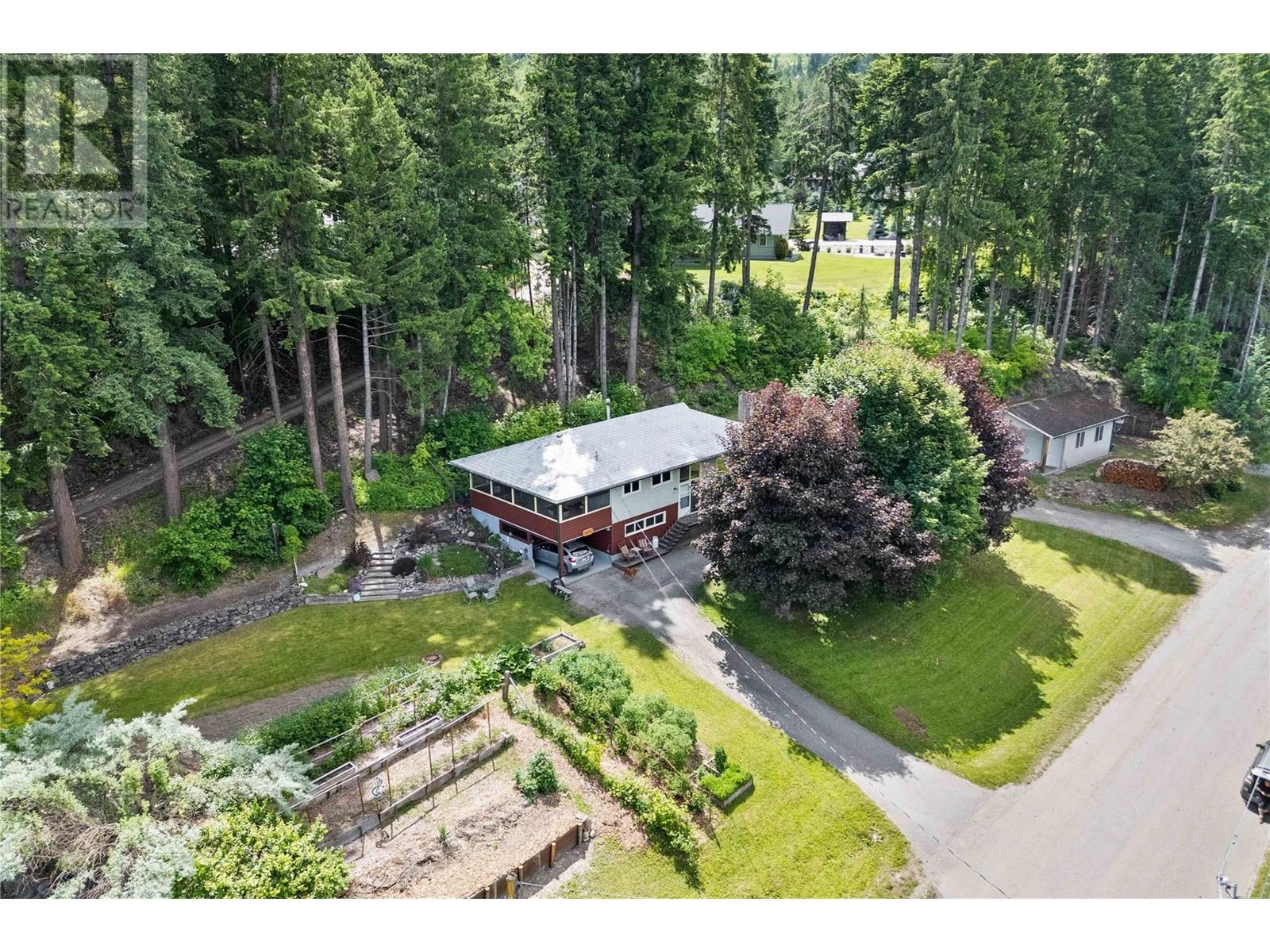 1 Street Se Unit 1230, Salmon Arm, BC V1E 1J3