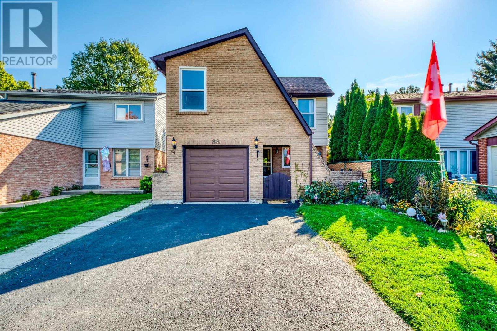 88 Harridine Rd, Brampton Brampton West, ON L6K 2X2