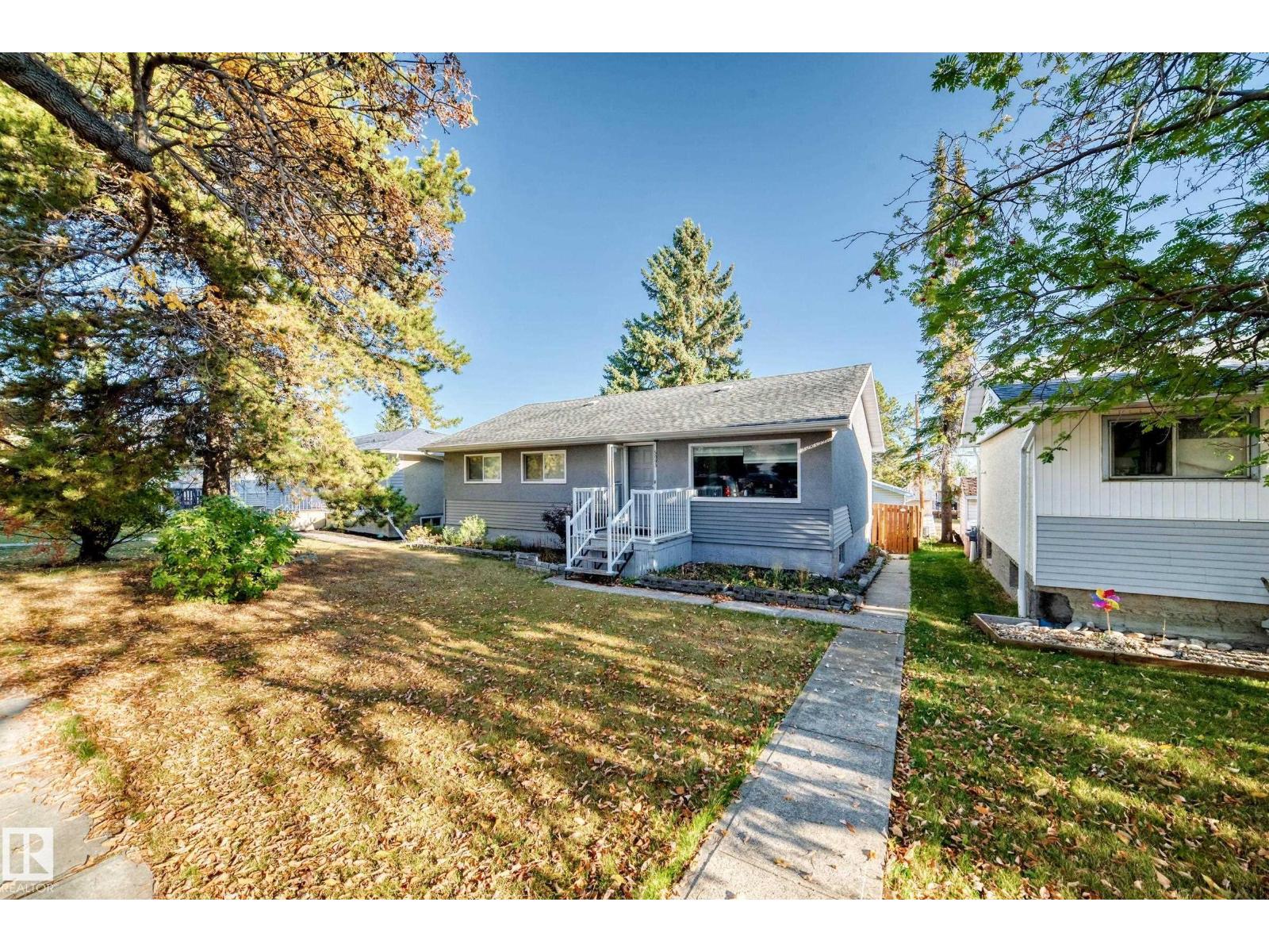 45 St Unit 5093, Drayton Valley, AB T7A 1C2