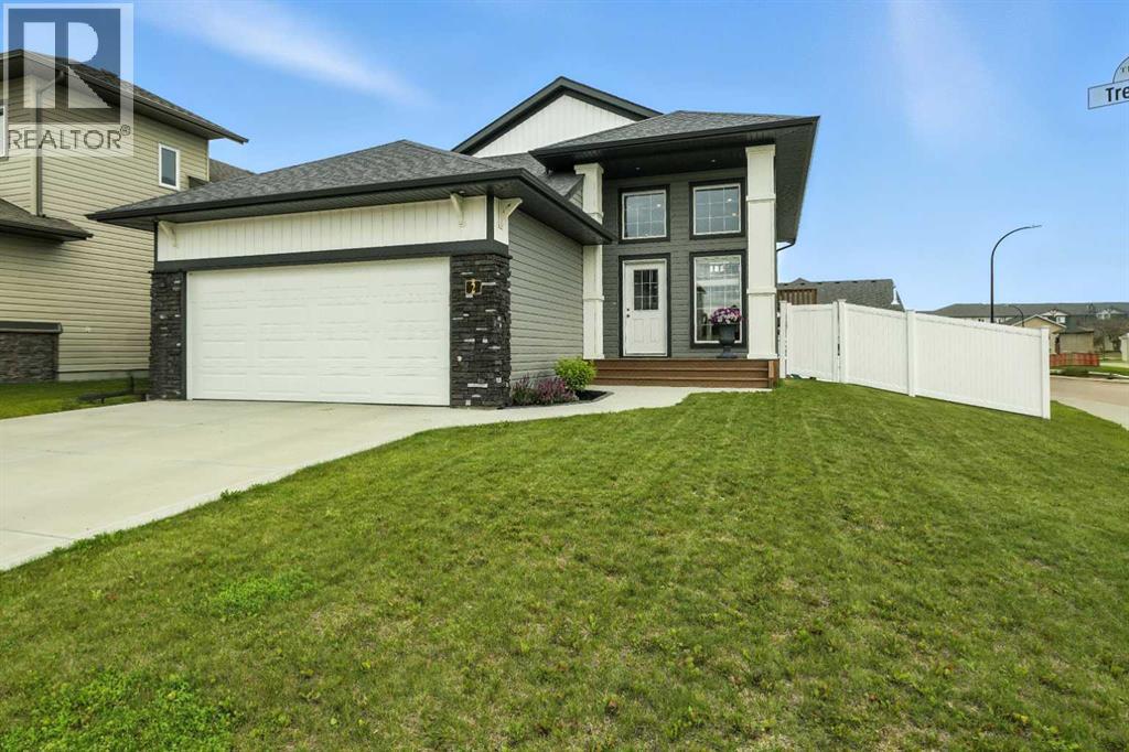 2 Trebble Close, Red Deer, AB T4P 0W6