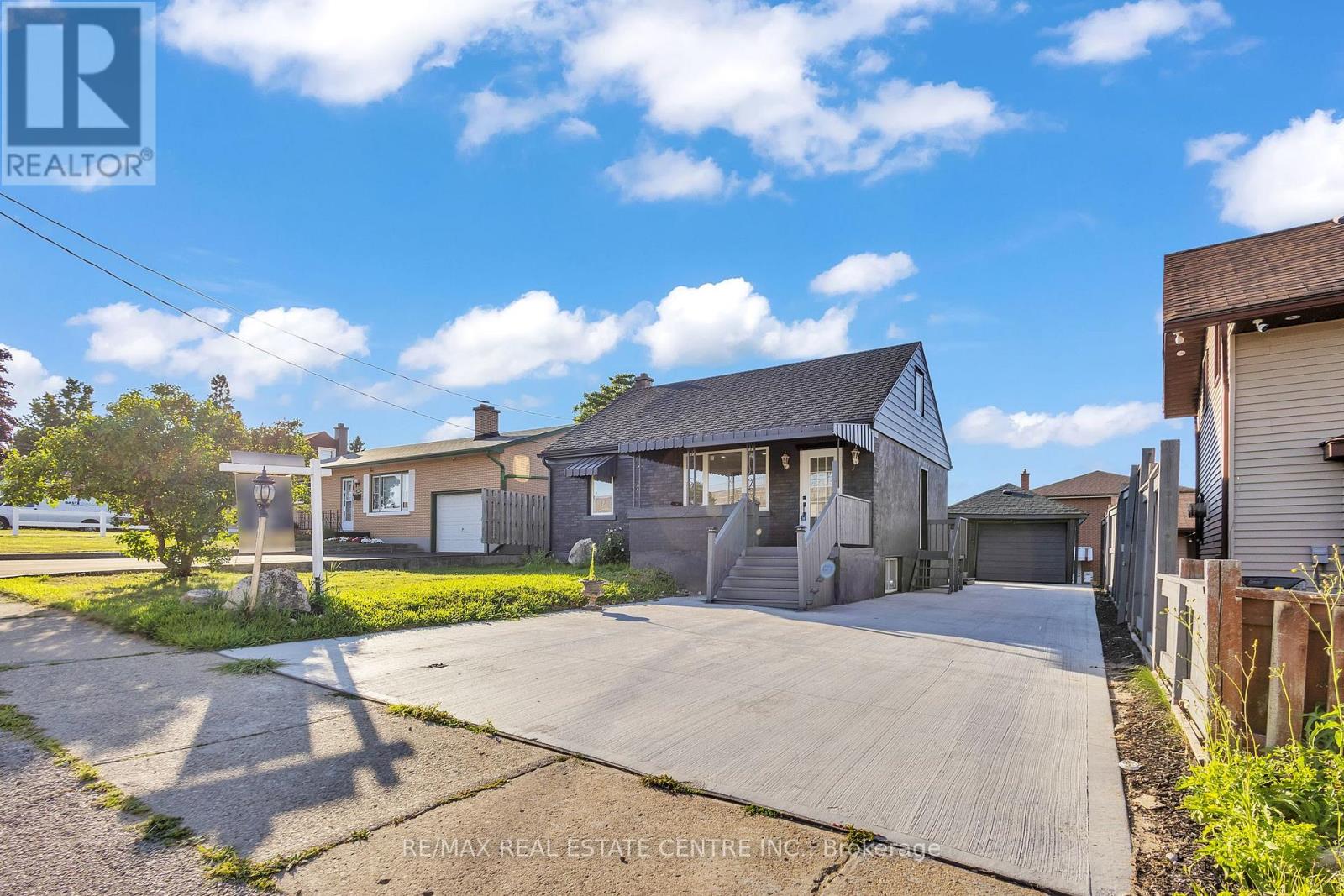 84 Avalon Pl, Kitchener, ON N2M 4N7