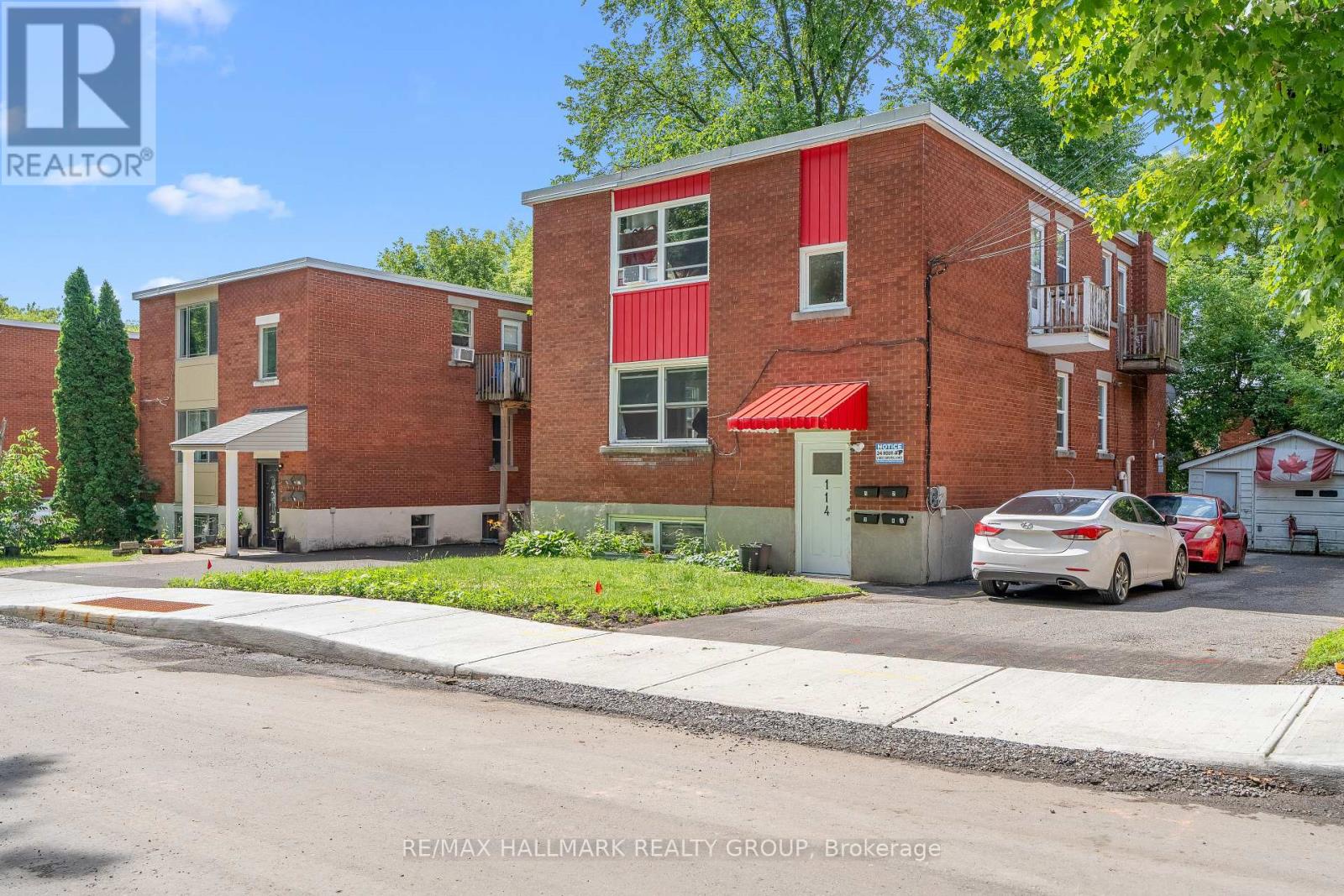 114 Lebrun St, Ottawa, ON K1L 5C9