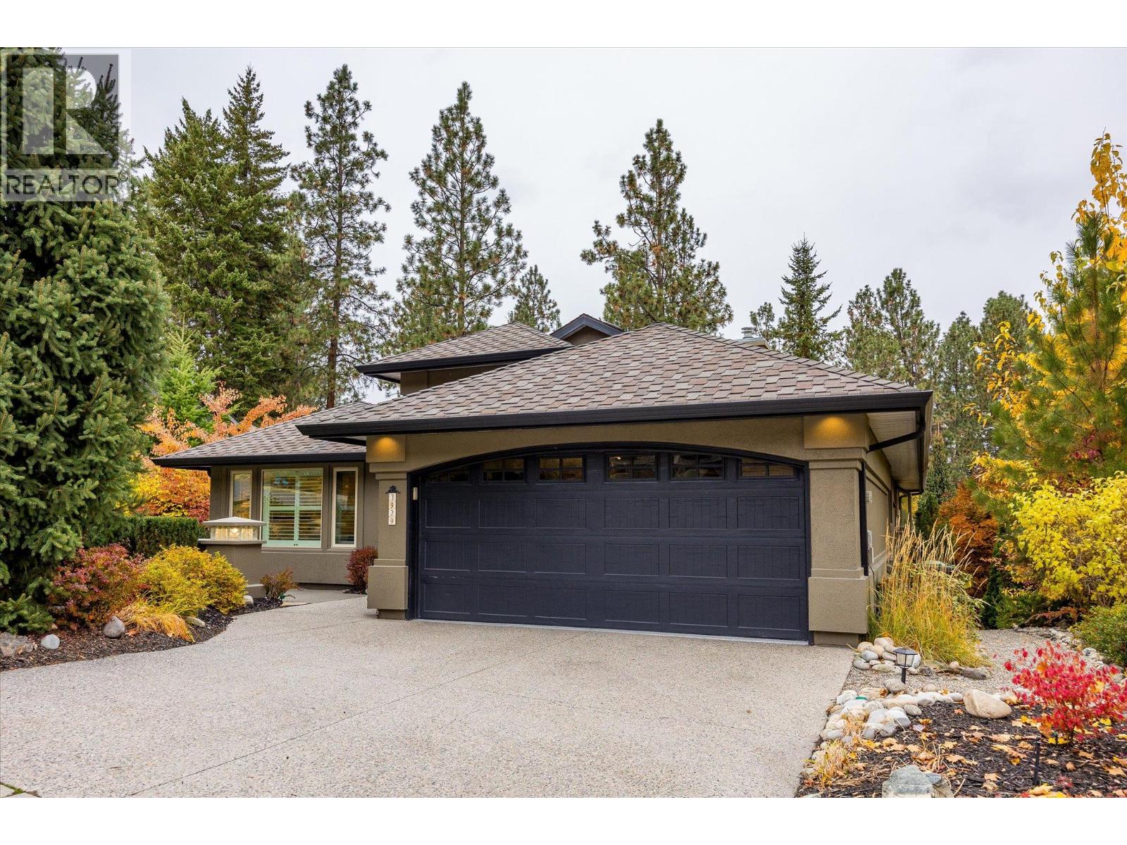 3929 Gallaghers Cir, Kelowna, BC V1W 3Z9