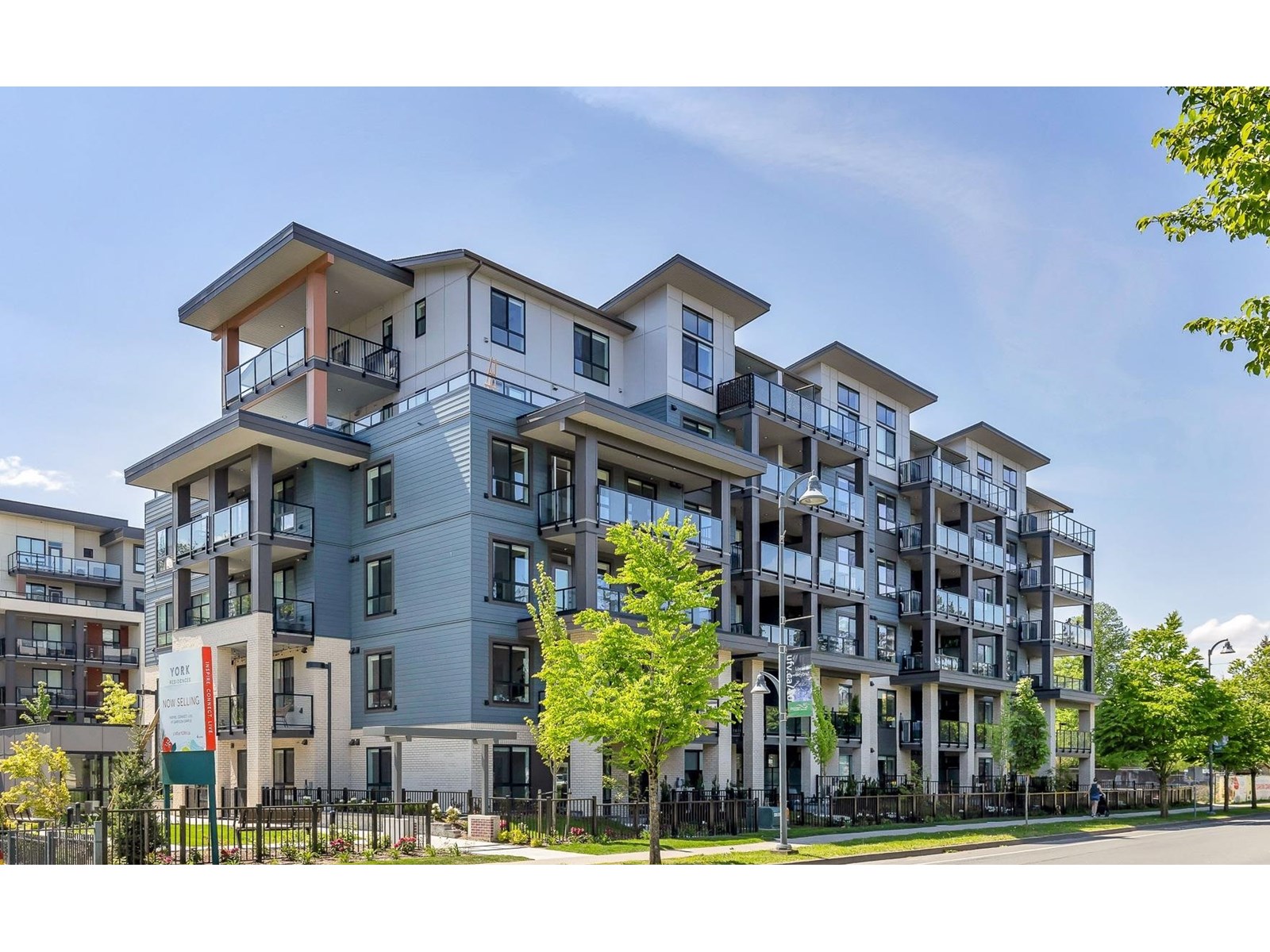 45497 Campus Drivegarrison Crossing Unit 603, Chilliwack, BC V2R 6L8