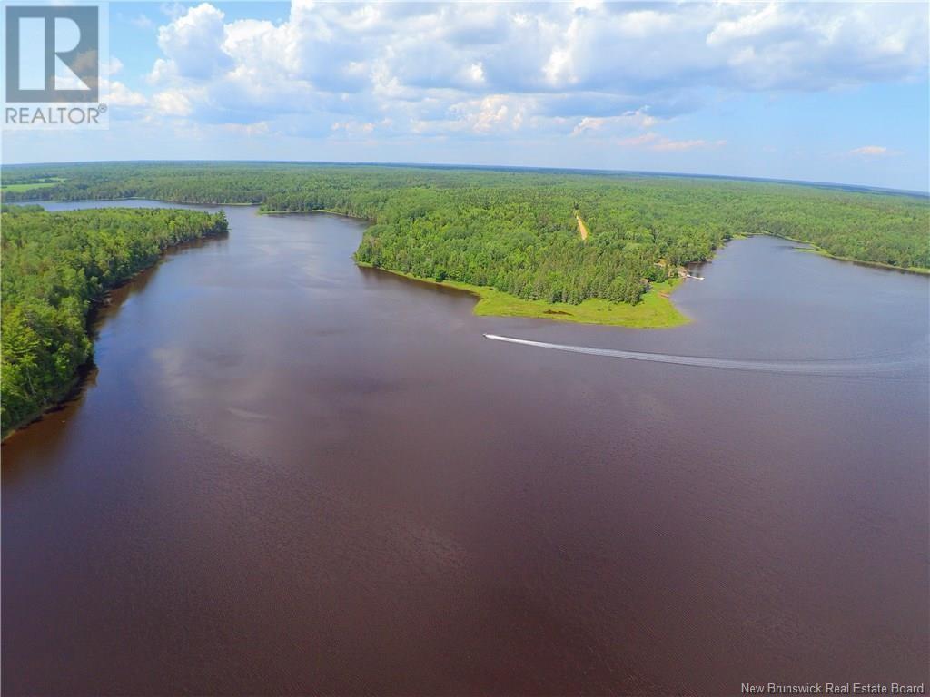 15-61 Bass River Point Rd, Bass River, NB E4T 1J3