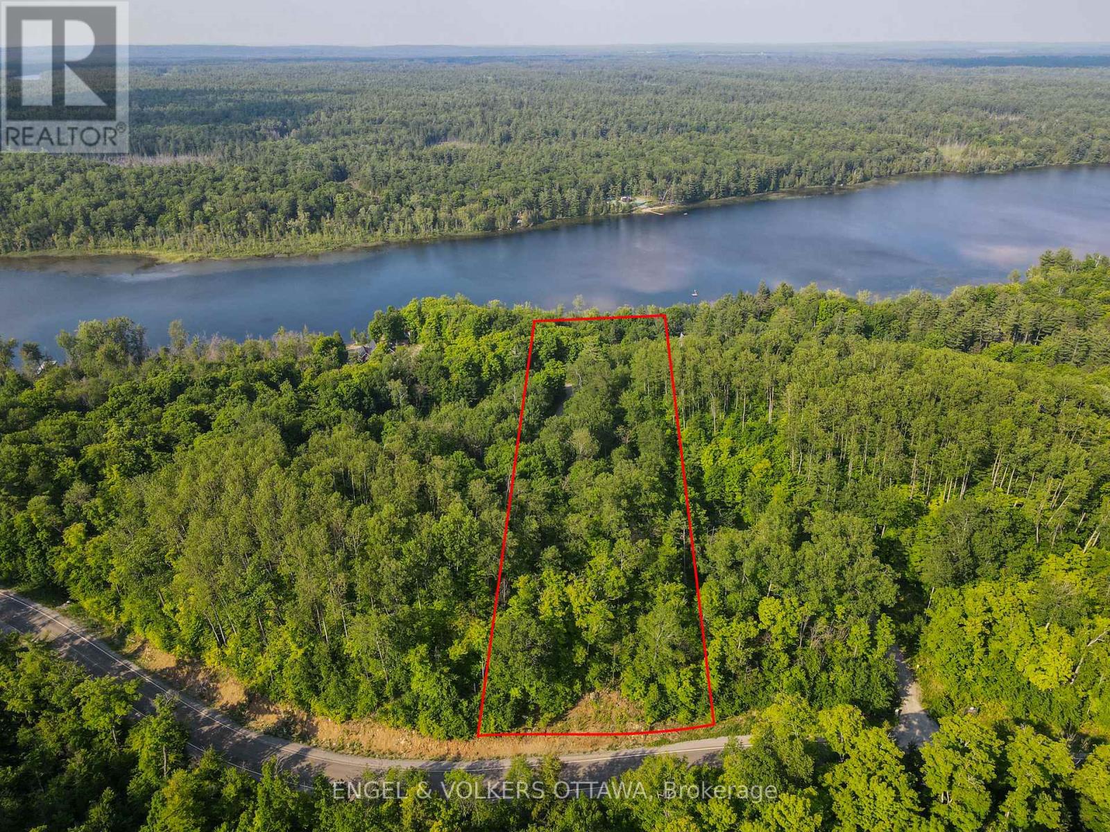 0 Ferguson Lake Rd, Greater Madawaska, ON K7V 3Z7
