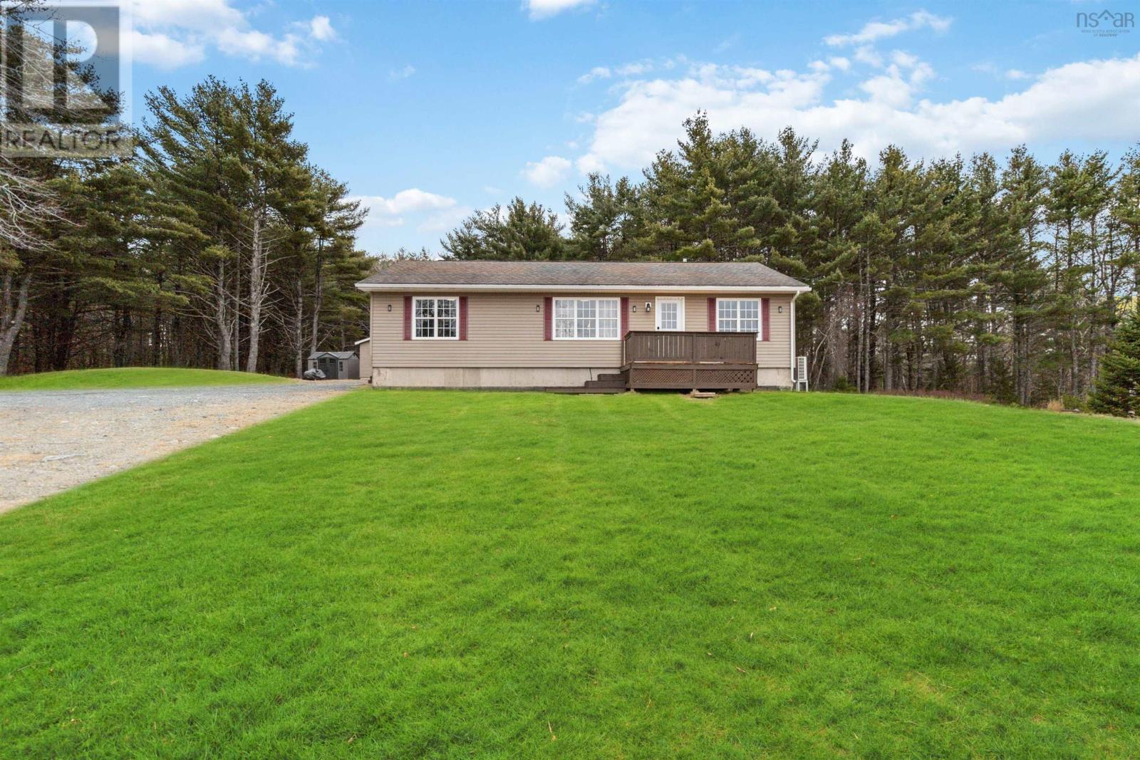 500 Mill Village East Rd, Charleston, NS B0J 2H0