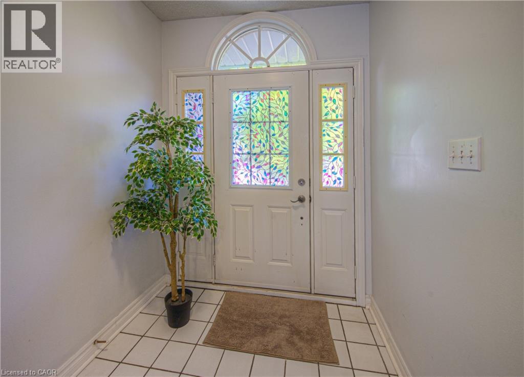 310 Christopher Drive Unit 15, Cambridge, ON N1P 1B4