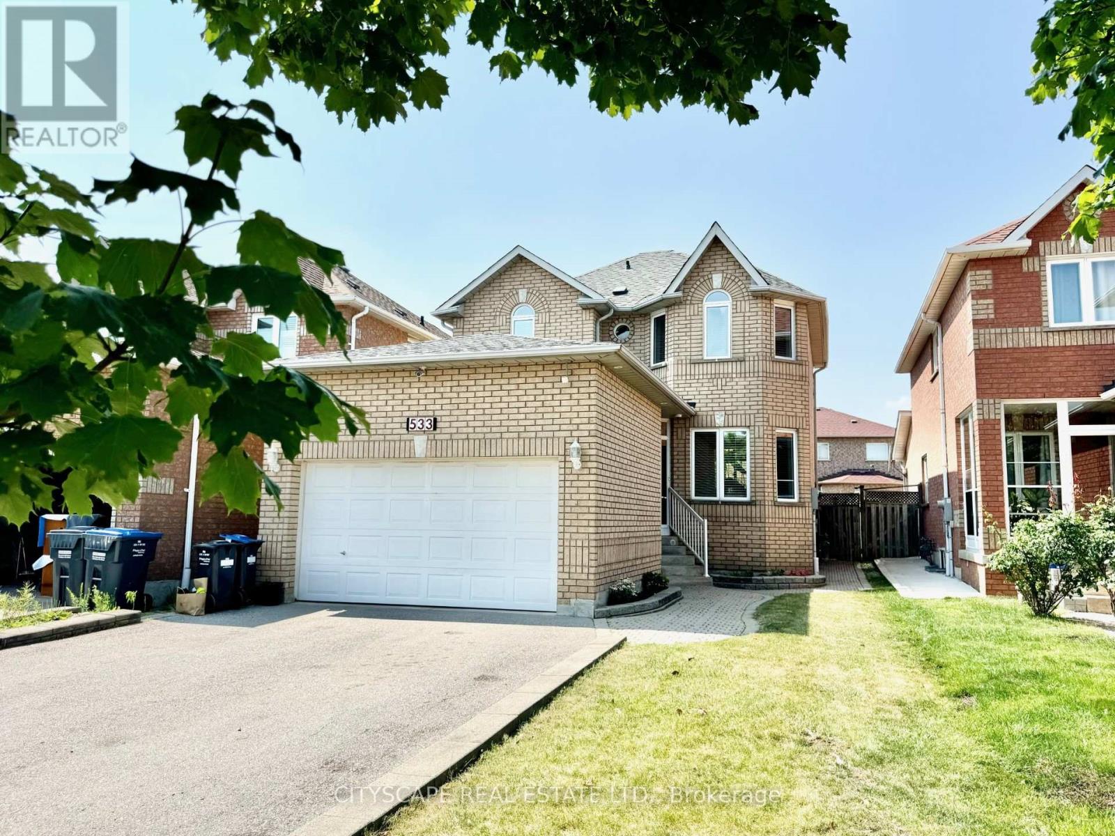 533 Leatherleaf Dr, Mississauga Hurontario, ON L4Z 3Y5
