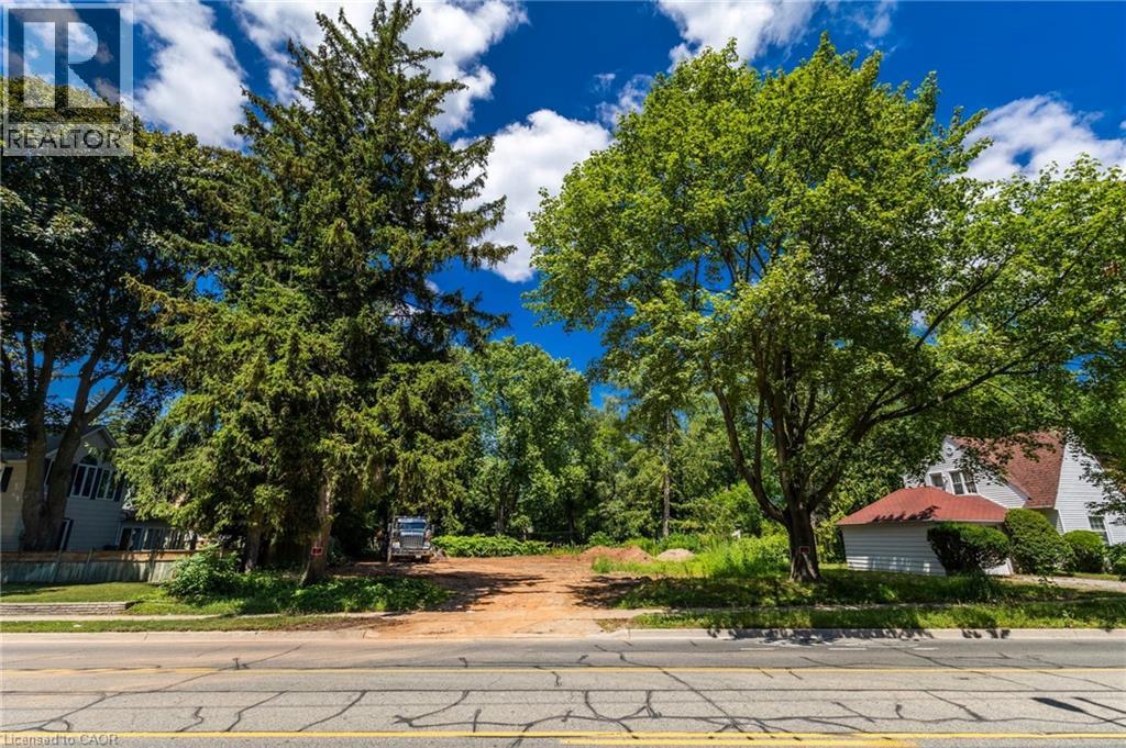 2381 Lakeshore Rd, Burlington, ON L7R 1B7