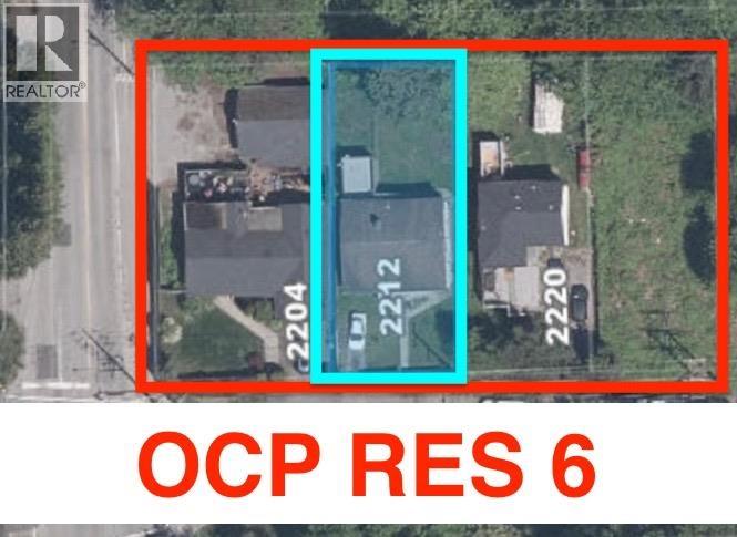 2212 Old Dollarton Rd, North Vancouver, BC V7H 1A8