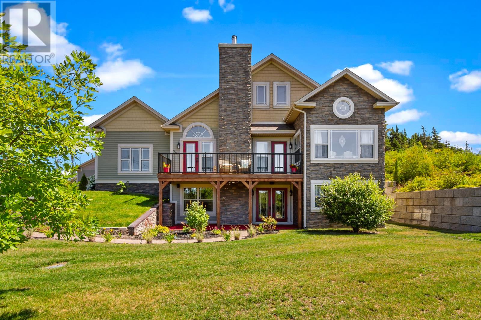 94 Amber Dr, Whitbourne, NL A0B 3K0