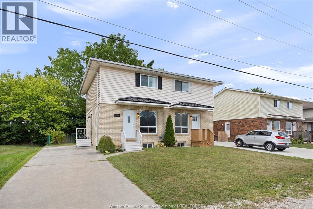 206-208 Arthur N, Essex, ON N0R 1G0