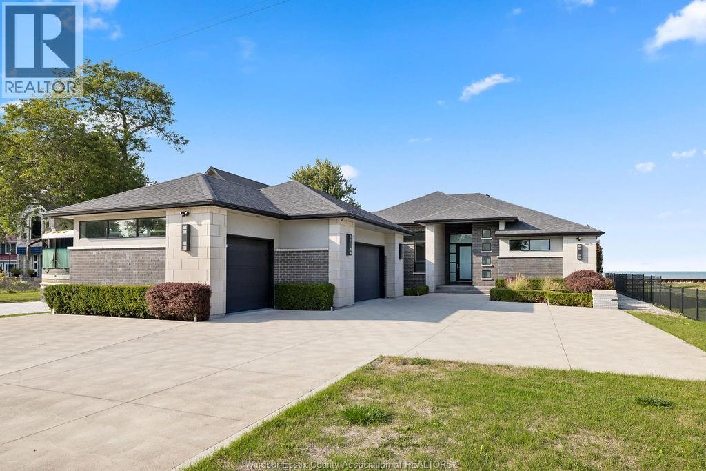 371 Charron Bch, Lakeshore, ON N8L 0G2