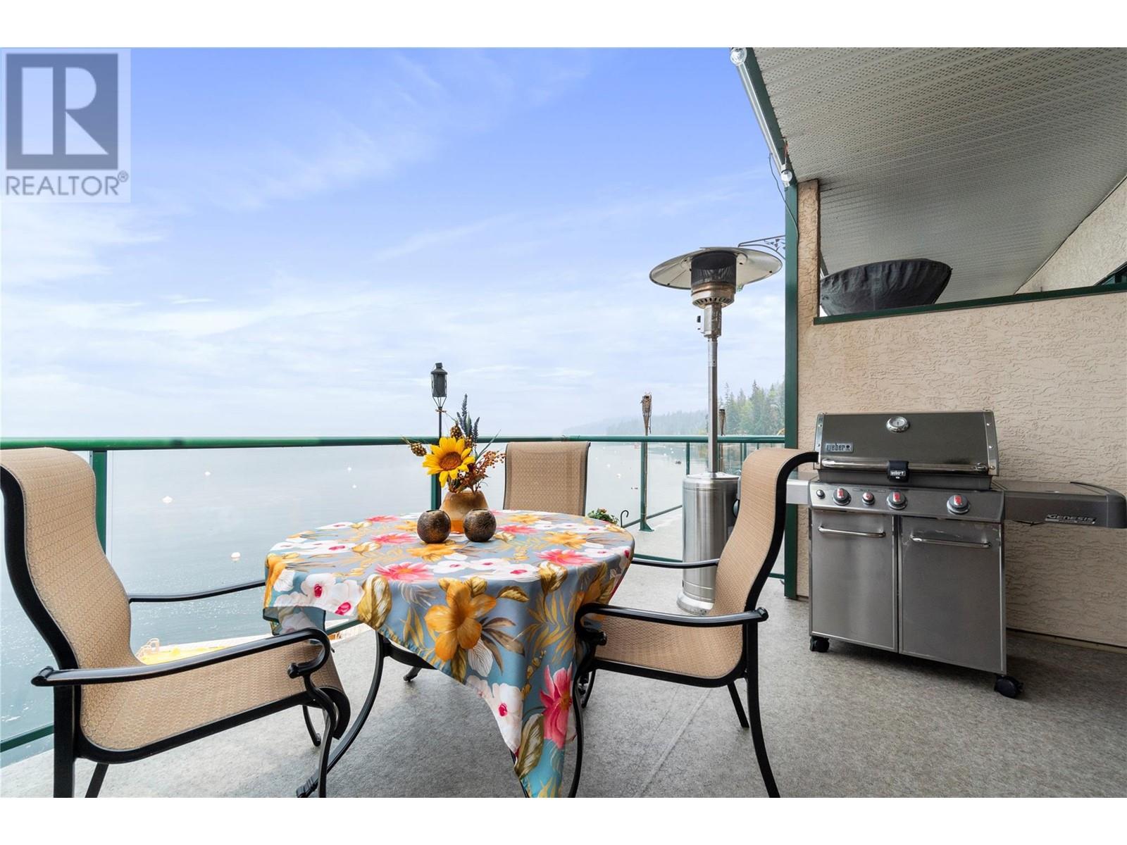 3935 Eagle Bay Road Unit 3, Eagle Bay, BC V0E 1T0