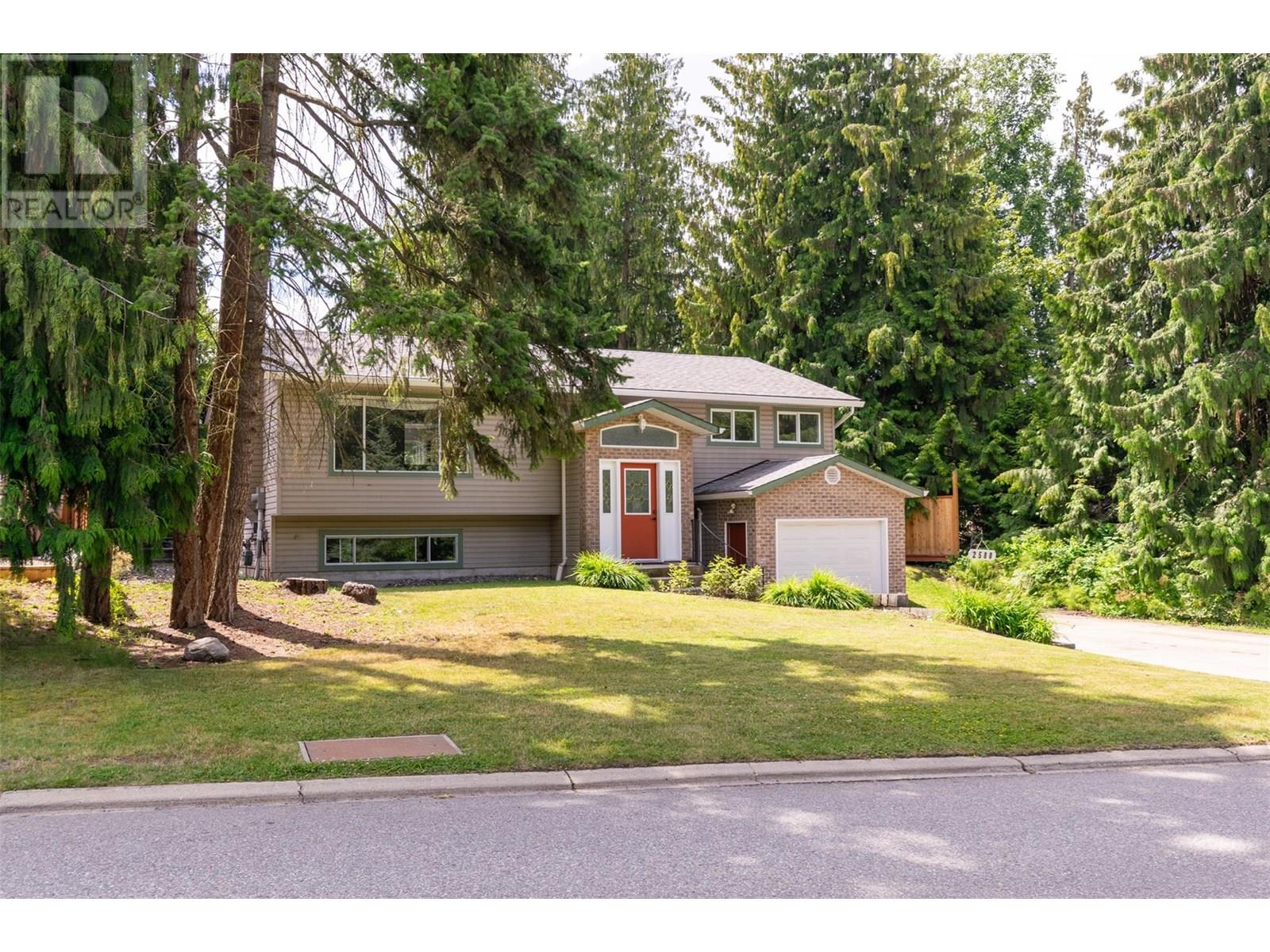 1 Avenue Ne Unit 2580, Salmon Arm, BC V1E 2A7