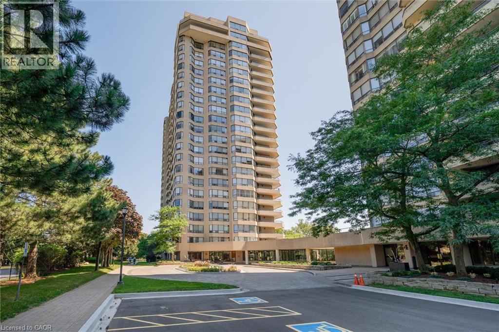 6 Willow Street Unit 702, Waterloo, ON N2J 4S3