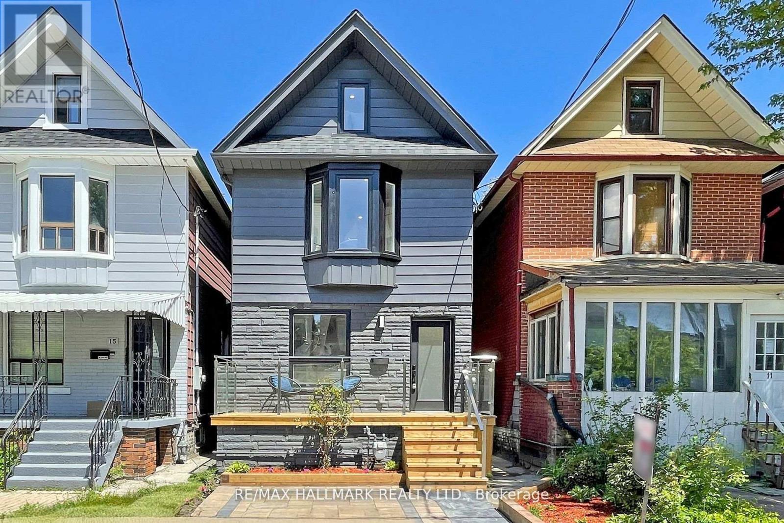 13 Ferrier Ave, Toronto, ON M4K 3H5