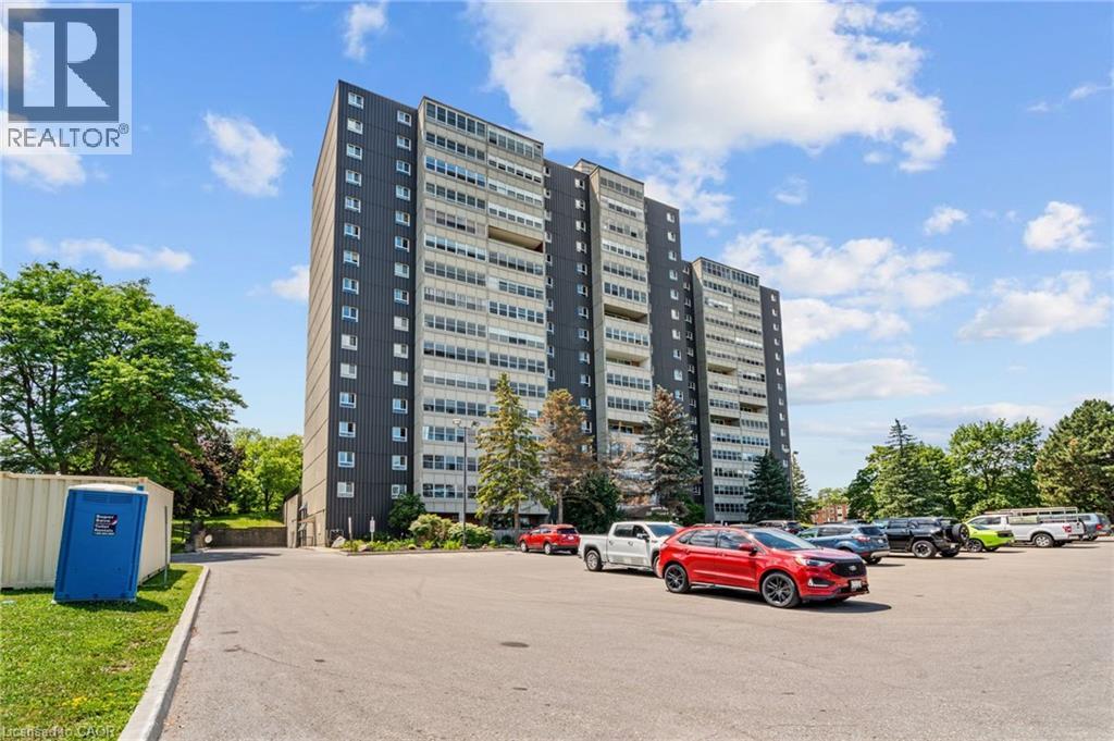 225 Harvard Place Unit 611, Waterloo, ON N2J 4H4