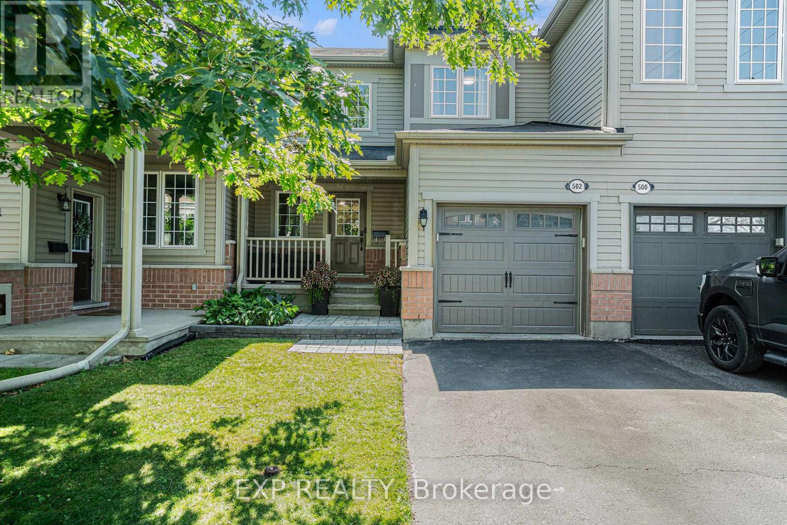 502 Rosehill Ave, Ottawa, ON K2S 0E4