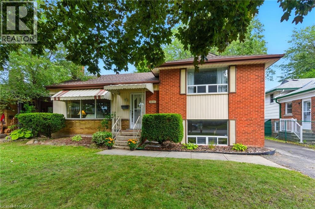 1001 Brucedale St E, Hamilton, ON L8T 1M6