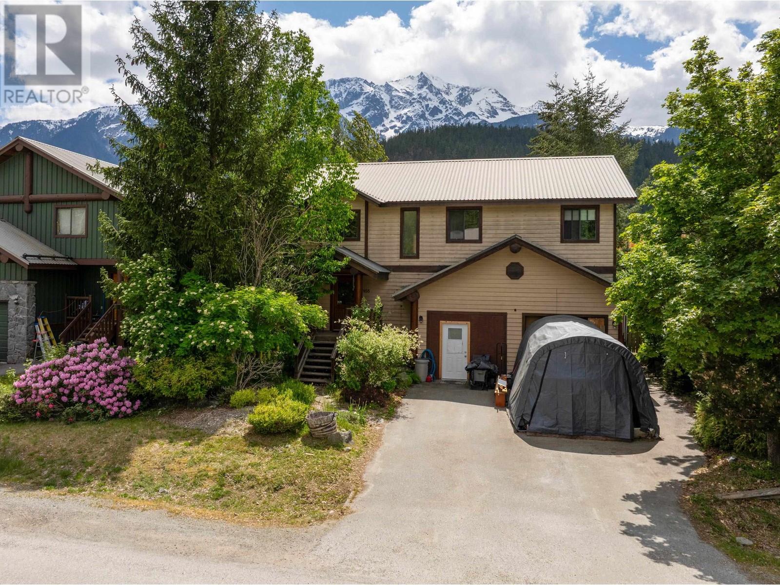 1488 Balsam St, Pemberton, BC V0N 2L0