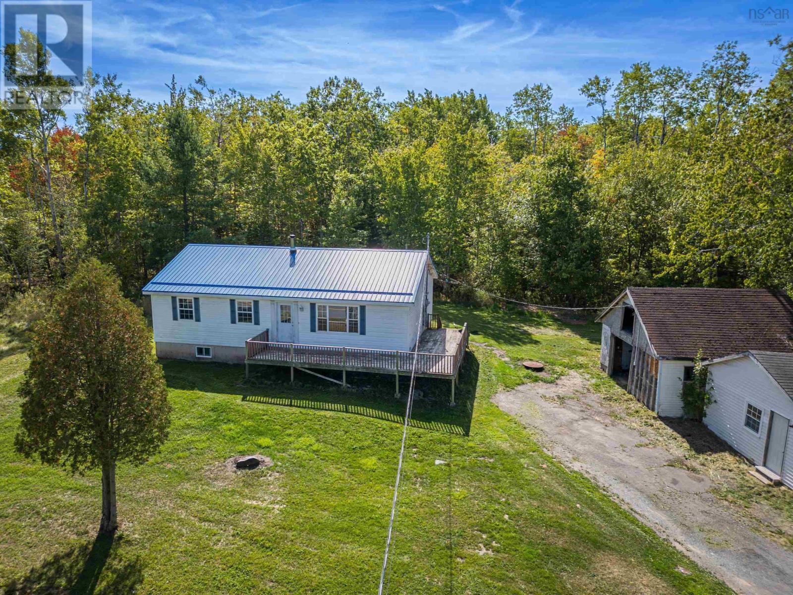 230 Logan Rd, Dutch Settlement, NS B2S 2E7