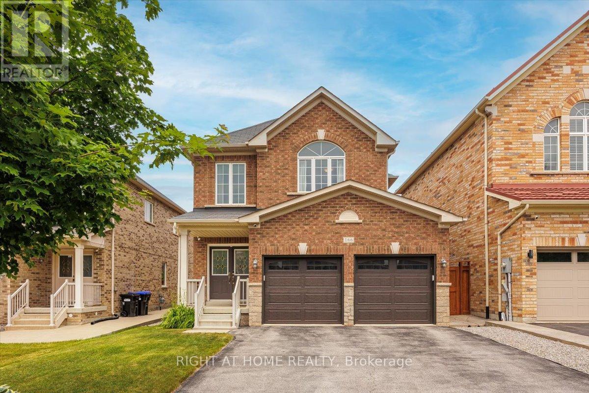 166 Gardiner Dr, Bradford West Gwillimbury, ON L3Z 2A5