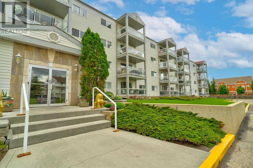 9700 92 Avenue Unit 320, Grande Prairie, AB T8X 6Z7