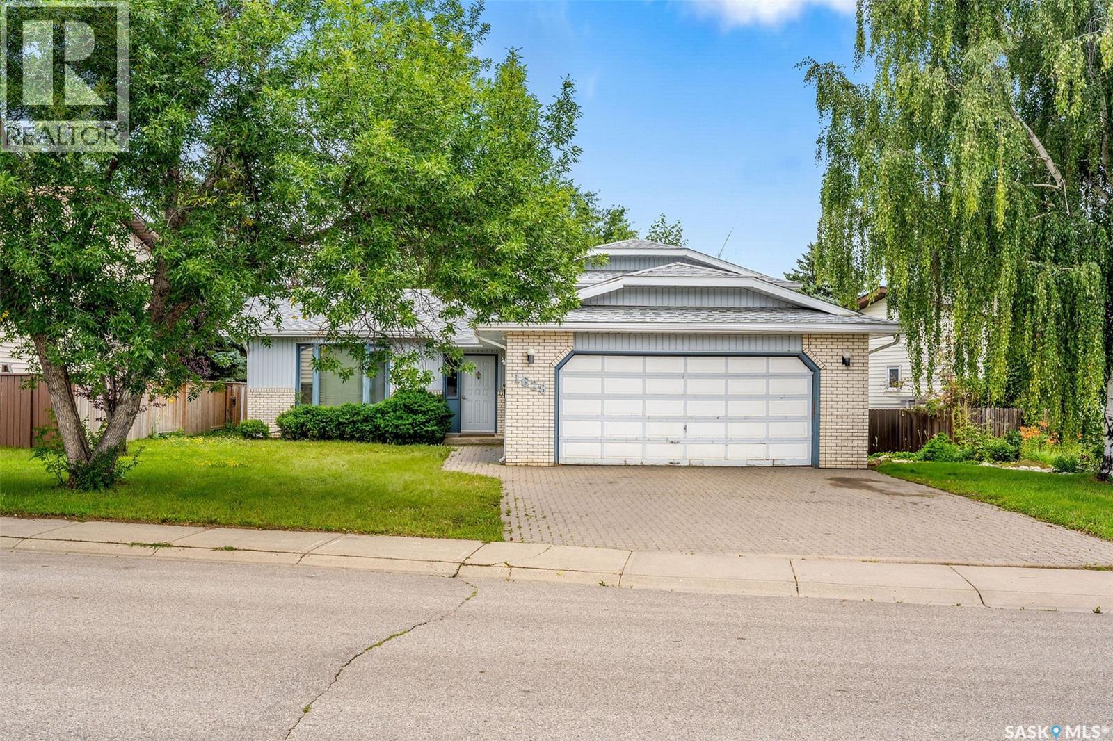 1628 Barton Dr, Prince Albert, SK S6V 7P5