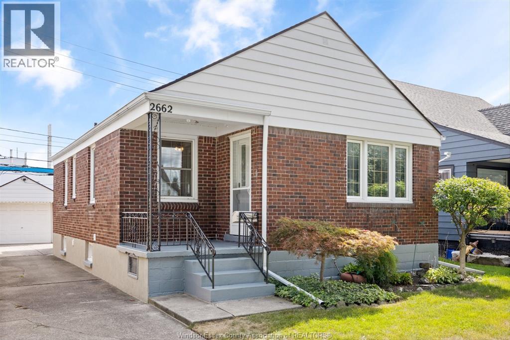 2662 Turner, Windsor, ON N8W 3L3