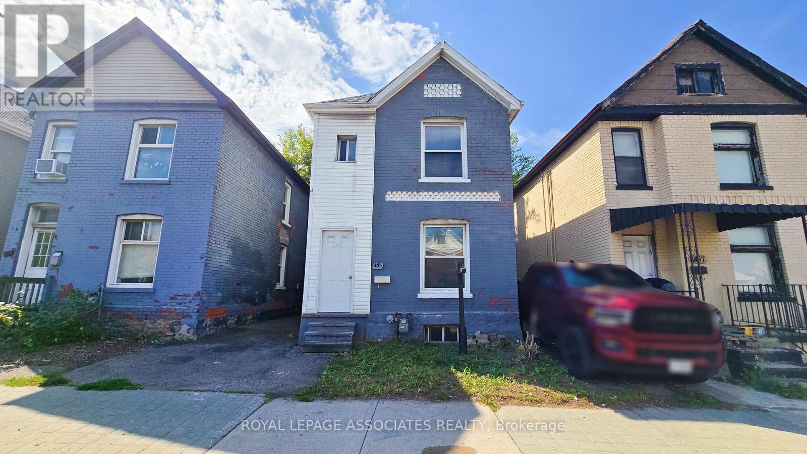 455 Main St W, Hamilton, ON L8P 1K5