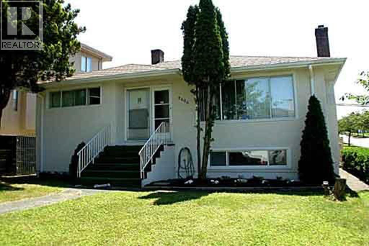 2606 E 23rd Ave, Vancouver, BC V5R 1A6