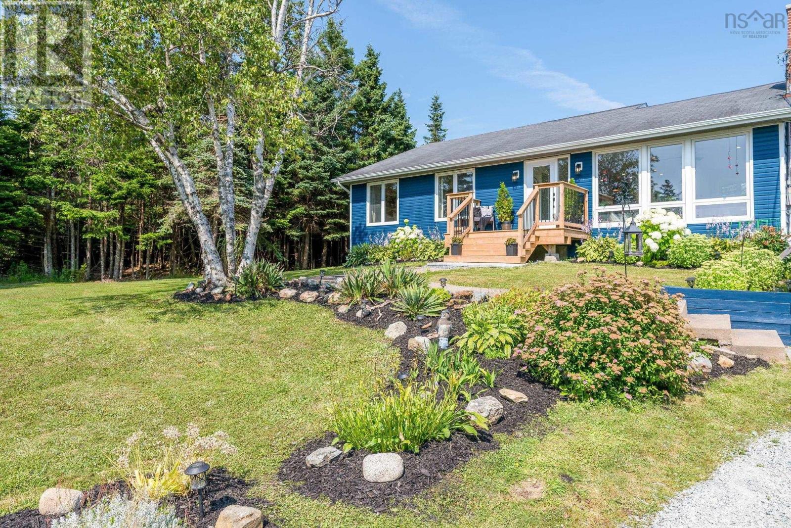 1555 E Chezzetcook Rd, East Chezzetcook, NS B0J 2L0