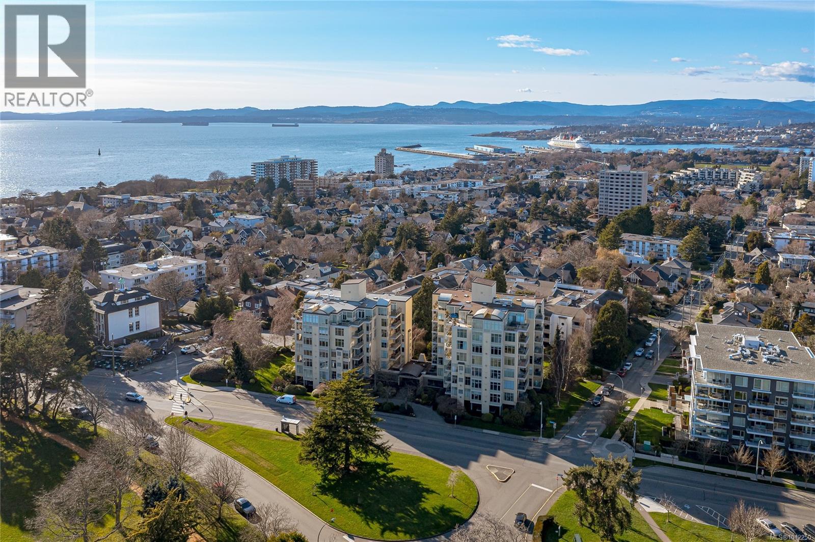 188 Douglas St Unit 530 St, Victoria, BC V8V 2P1