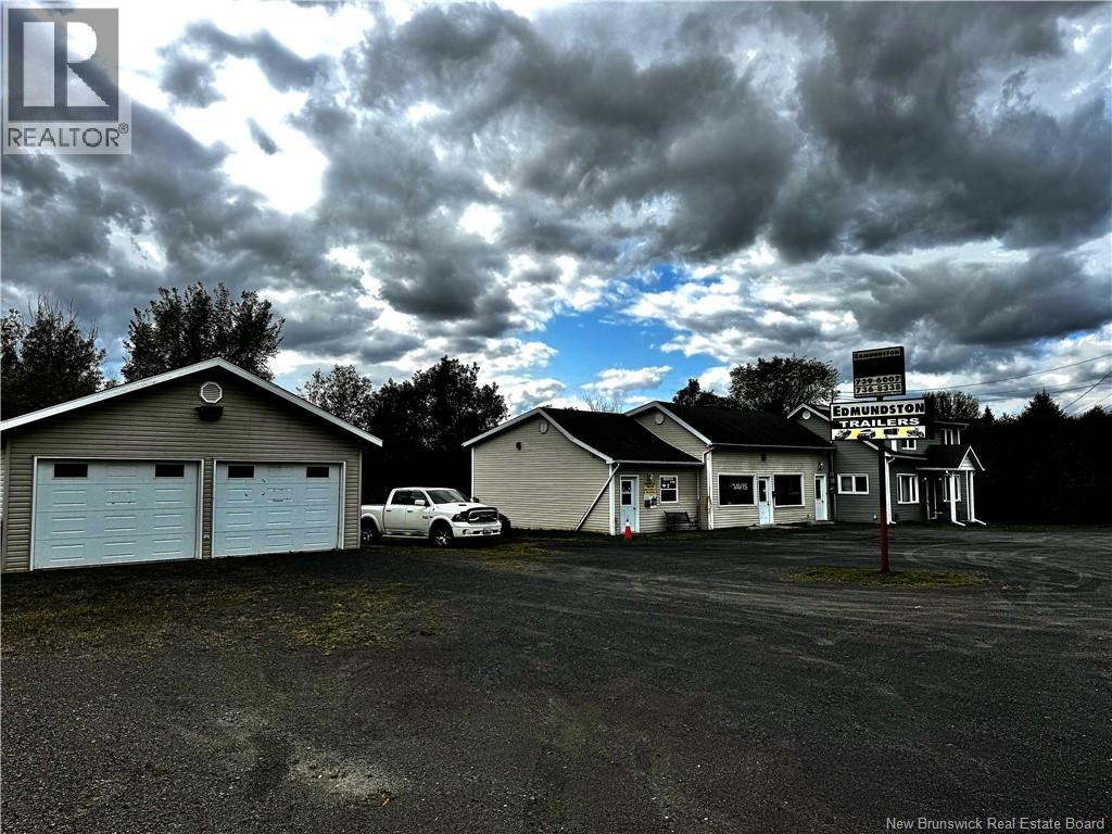 1096 Principale St, Saint-basile, NB E7C 1L5