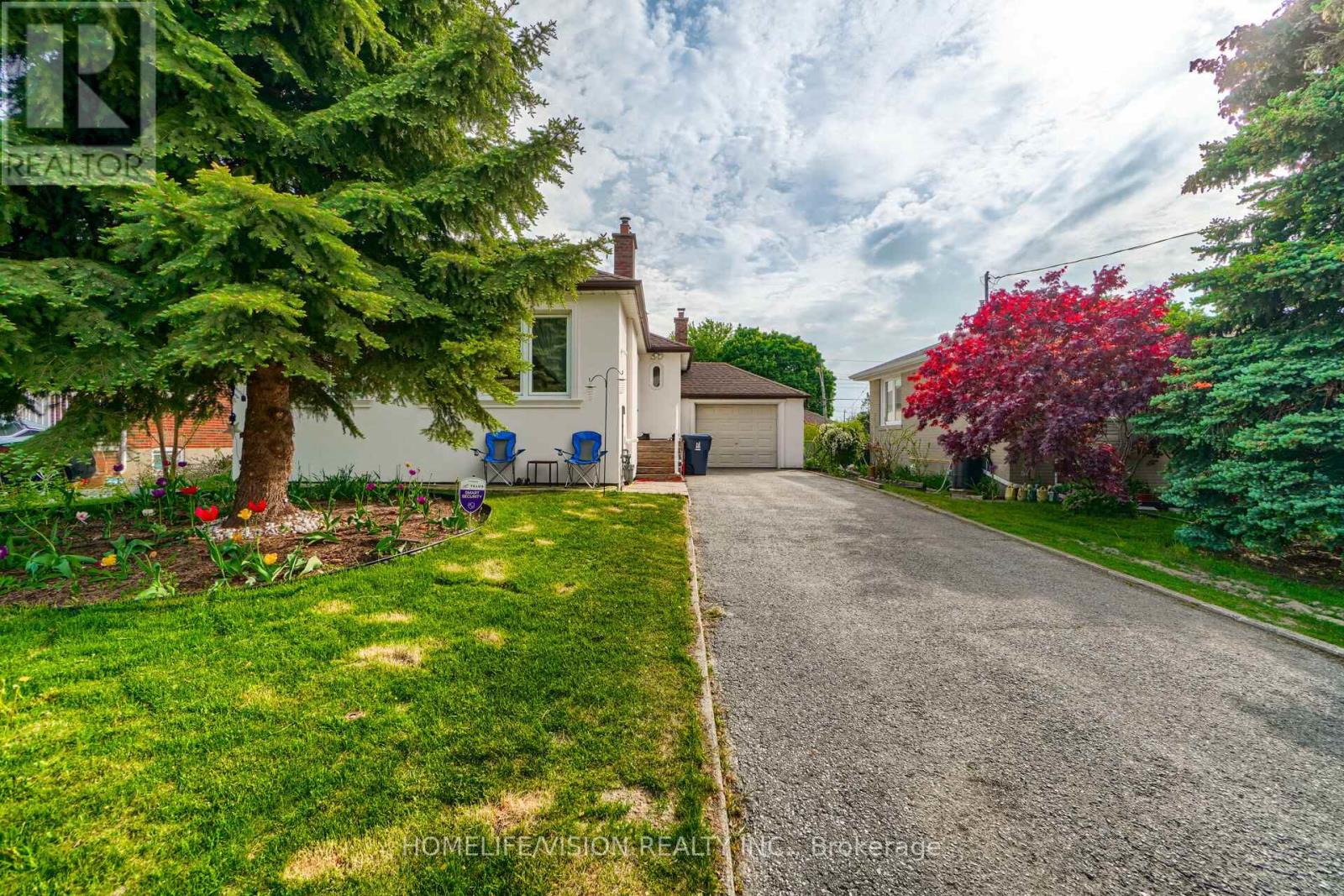 44 Armitage Dr, Toronto Wexford-maryvale, ON M1R 4Y1
