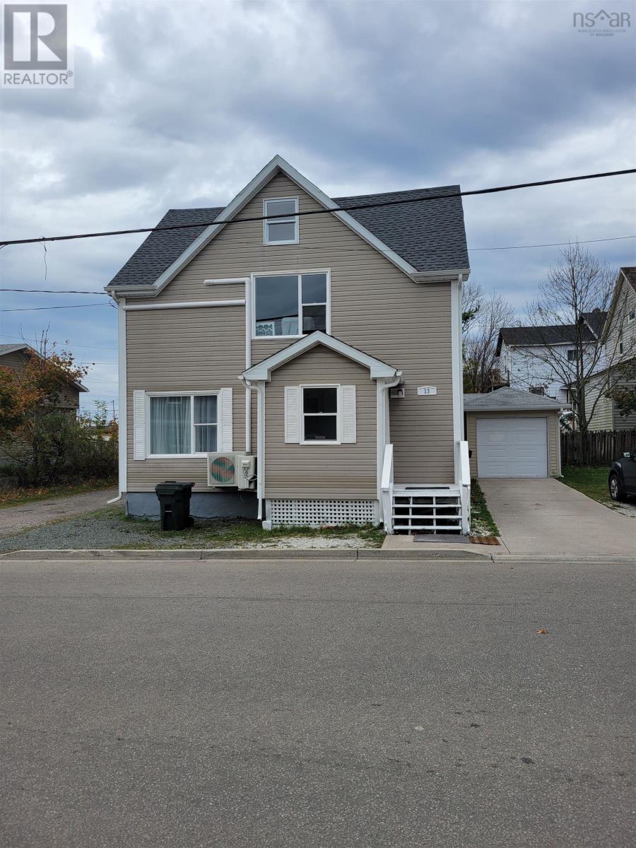13 High St, Sydney, NS B1P 2J4