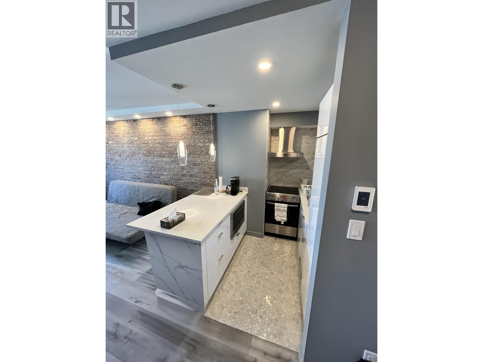 1250 Burnaby Street Unit 905, Vancouver, BC V6E 1P5