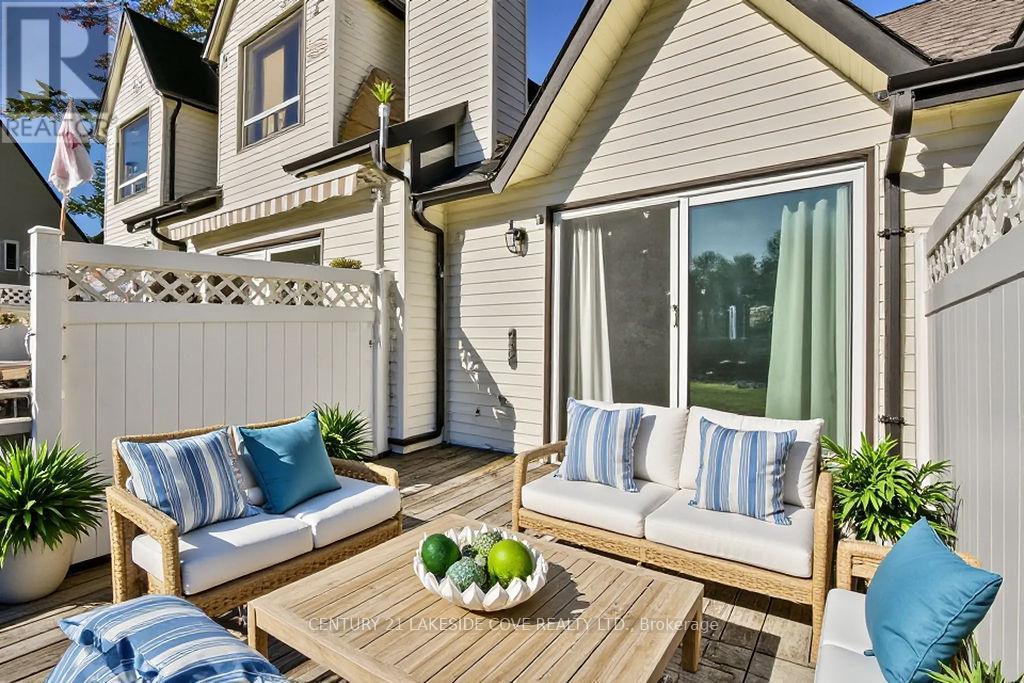 81 Laguna Parkway #12, Ramara, ON L0K 1B0